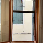 Cianis Daire